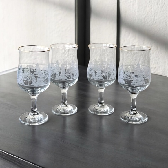 Vintage Libbey Arby's Winter Wonderland Wine Glasses Set of 4 - Picture 2 of 5